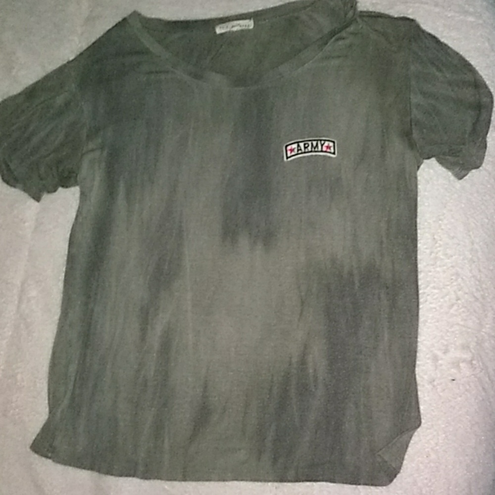 t-shirt with army patch